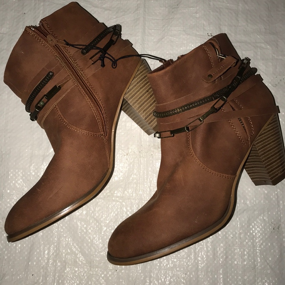 Woman’s brown jubilee ankle boots